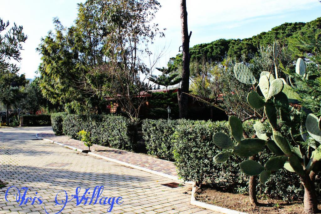 Iris Village San Sostene Luaran gambar