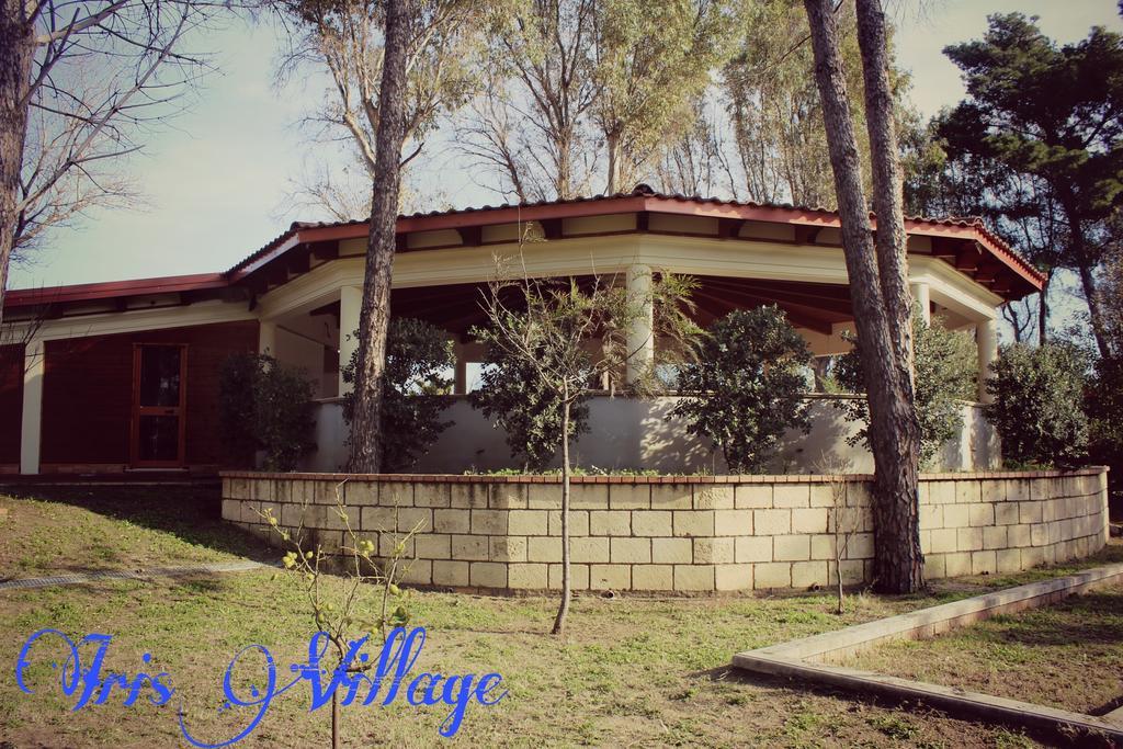 Iris Village San Sostene Luaran gambar